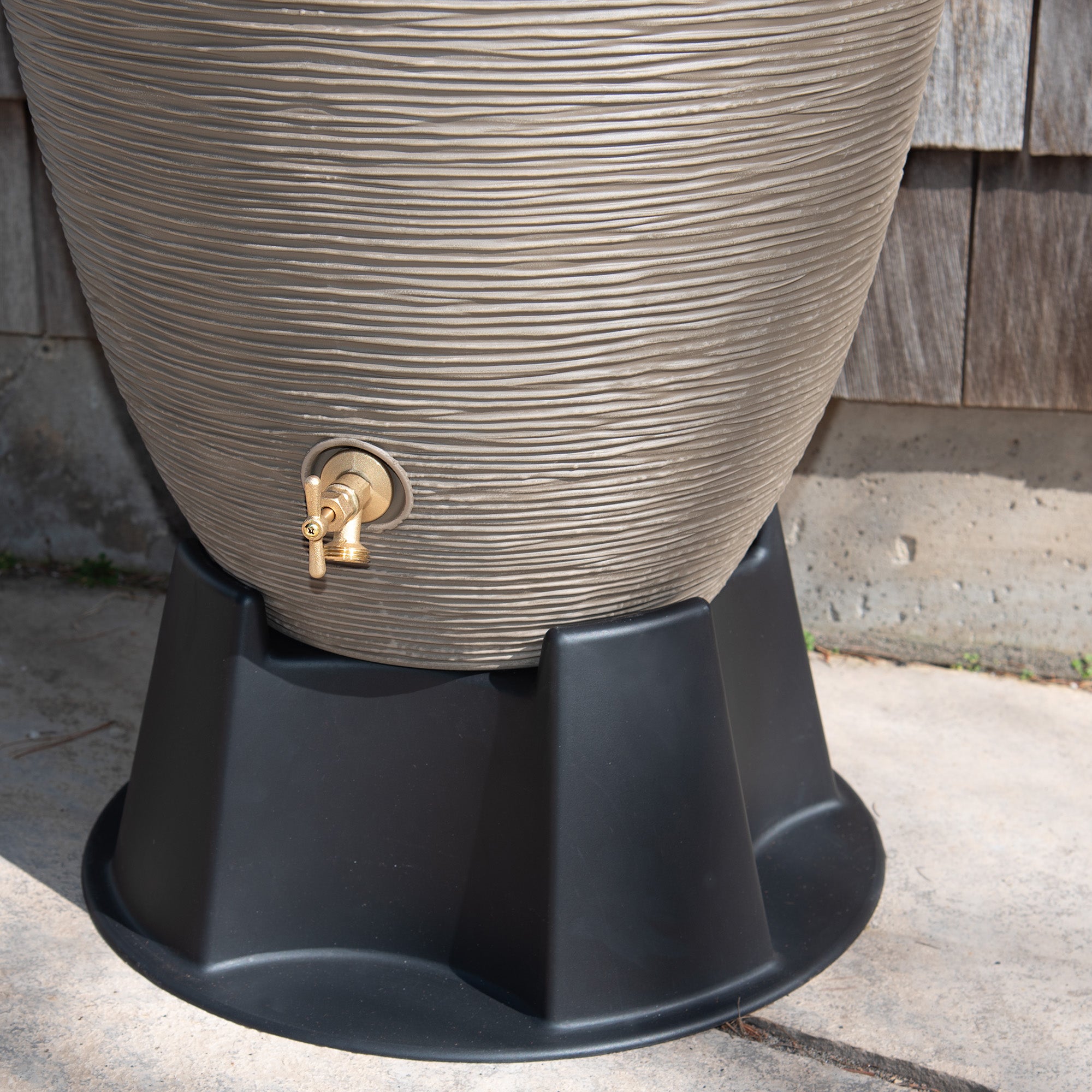 50 Gallon Newport Rain Barrel with Removable Lid and Stand